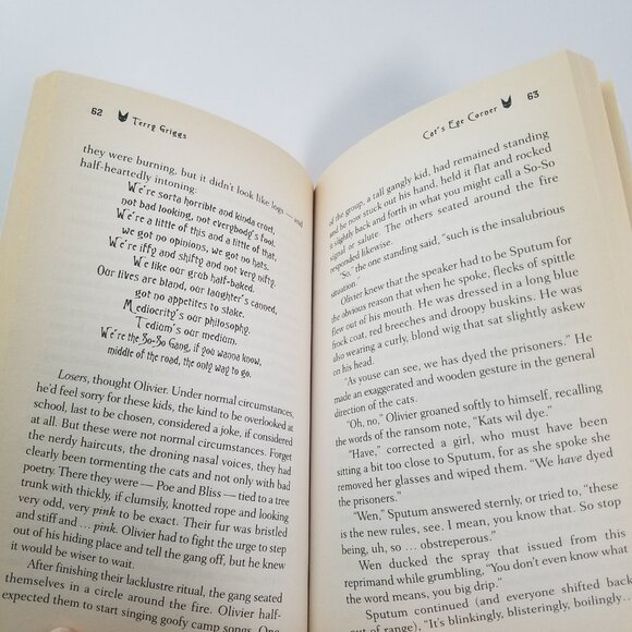 Cat's Eye Corner by Terry Griggs (2000 Trade Paperback) Cat's Eye Corner book 1 - Picture 9 of 13
